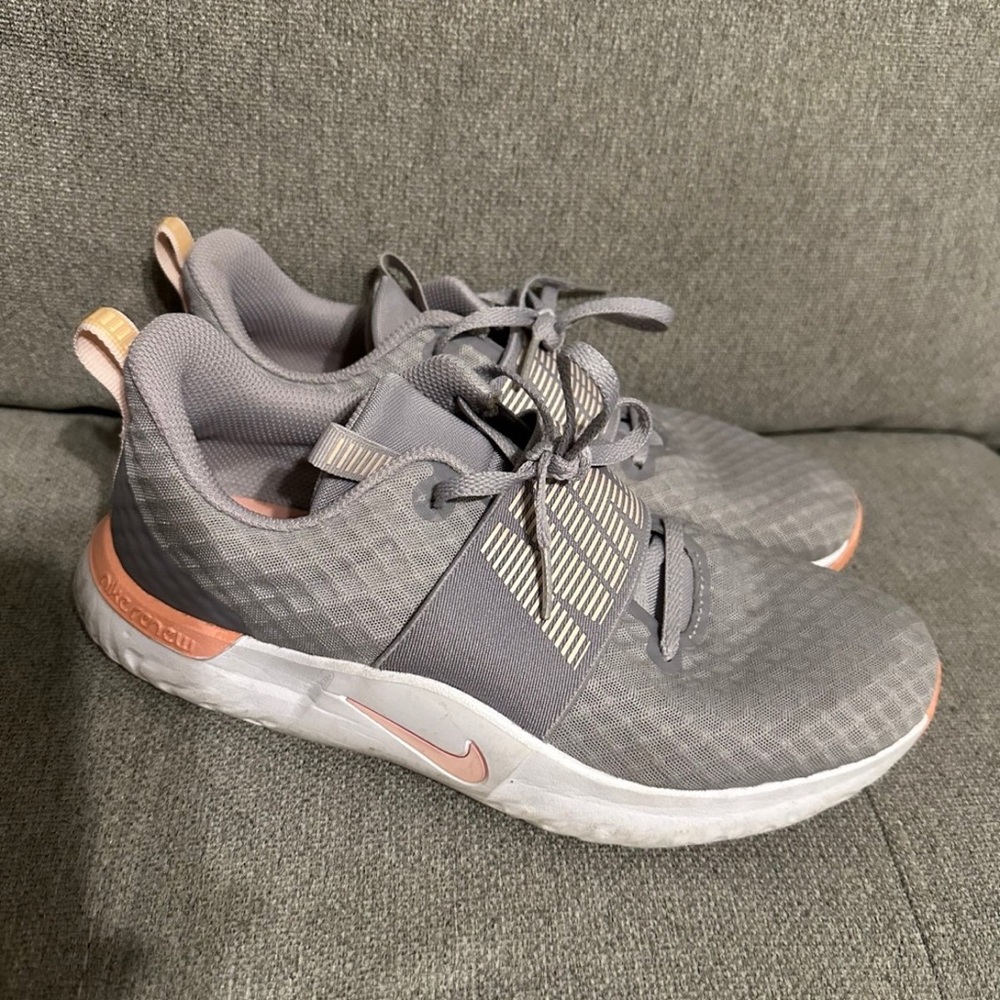 Women’s nike shoes